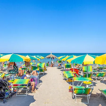Amazing Apartment Apartment San Benedetto del Tronto